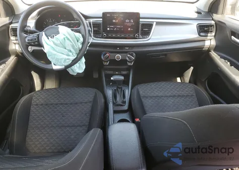 2021 Kia Rio Lx из США, поврежденный, VIN 3KPA24AD7ME372911